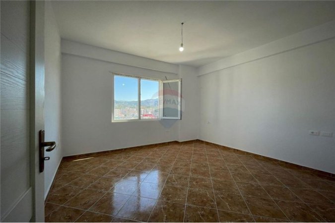 Apartament 2+1+2 ne shitje,Vlore!