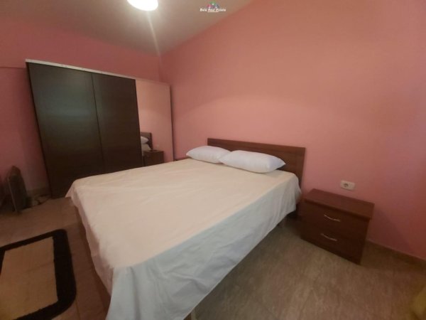 Apartament Me Qera 1+1 Tek Ish Restorant Durresi (ID B210259) Tirane