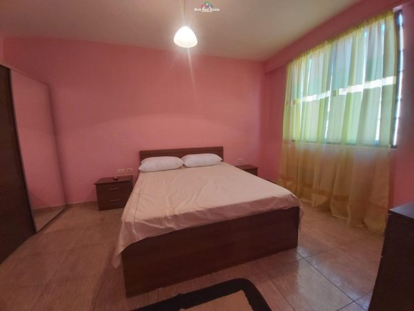 Apartament Me Qera 1+1 Tek Ish Restorant Durresi (ID B210259) Tirane