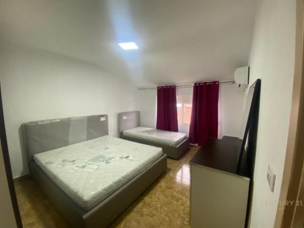 Apartament 1+1 tek Bulevardi Zogu I!