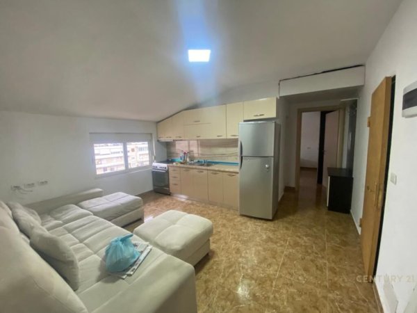 Apartament 1+1 tek Bulevardi Zogu I!