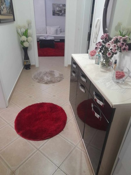 Apartament prane Gjimnazit Sami Frasheri