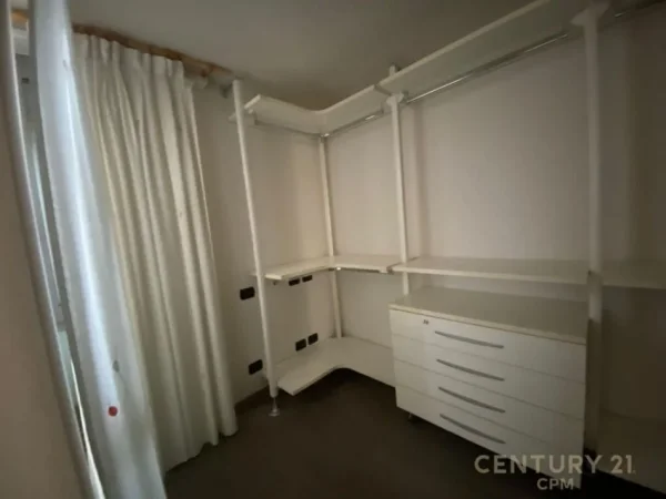 Jepet me Qira Apartament 2+1+2 tek Torre Drini