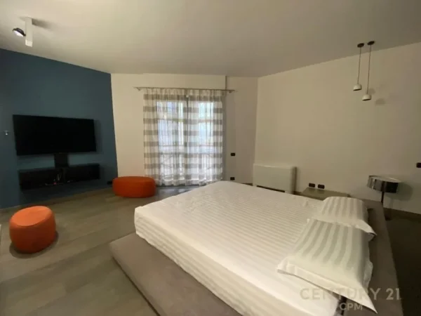 Jepet me Qira Apartament 2+1+2 tek Torre Drini