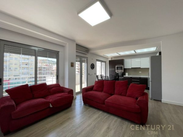 JEPET ME QIRA APARTAMENT 2+1+2 TUALETE PRANE QENDRES KRISTAL !