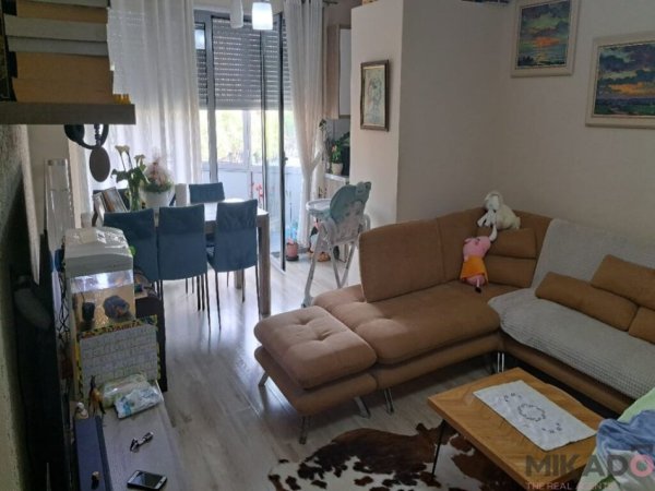 Shitet Apartament 2+1+2 me 1 Post Parkimi ne Don Bosko!