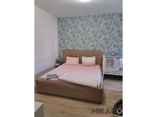 Shitet Apartament 2+1+2 me 1 Post Parkimi ne Don Bosko!