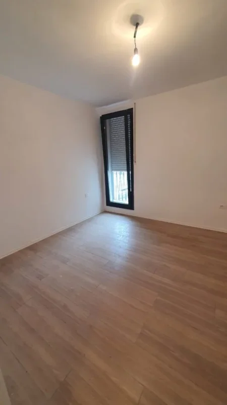 📢Jepet Zyre me Qera te Kompleksi Zirkon, Perballe QSUT-se🔑