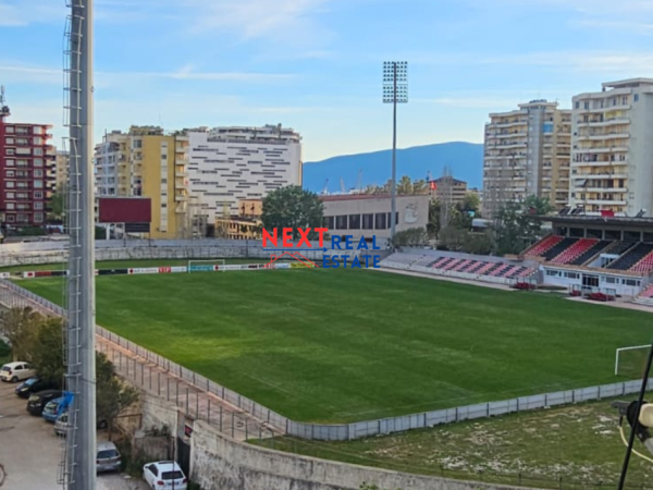 NE SHITJE APARTAMENT 2+1 TEK STADIUMI “FLAMURTARI” NE VLORE