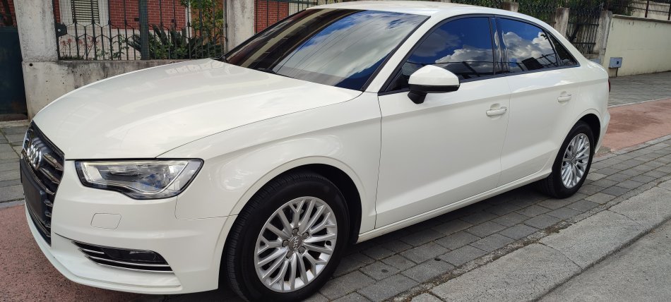 Audi A3 viti 2014 full option, automat, 2.0 TDI, navi, 12500 €