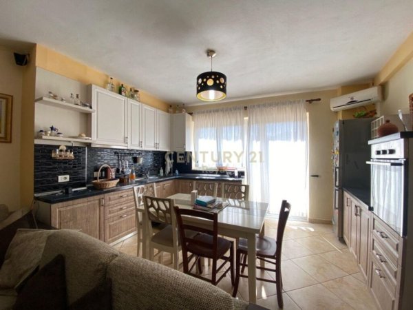 Apartment 2+1+2 afer Irfan Tomini 162000 €