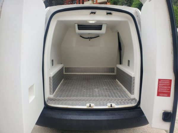 VW CADDY FRIGORIFER AUTOMAT 2013 ZVICRA