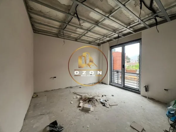 Shitet Vilë tek Roses Residence, Farkë!