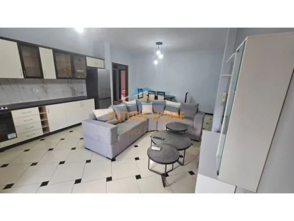 Qera , Apartament 2+1+P , Sauk