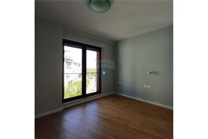 QIRA APARTAMENT 2+1 KOPSHTI BOTANIK!