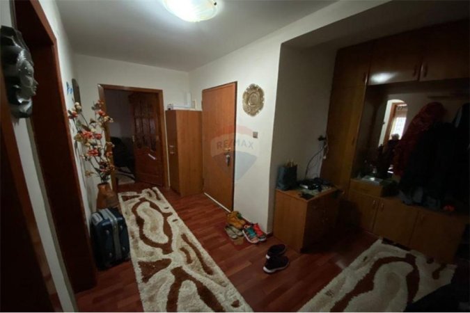 QIRA APARTAMENT 2+1 RRUGA FORTUZI!