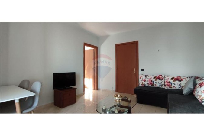 QIRA APARTAMENT 1+1 TEK SELVIA!