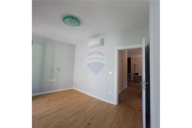 QIRA APARTAMENT 2+1 KOPSHTI BOTANIK!