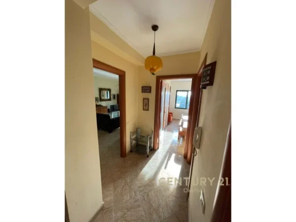 JEPET ME QIRA APARTAMENT 2+1+2 + DEPO ,TEK STACIONI I TRENIT !