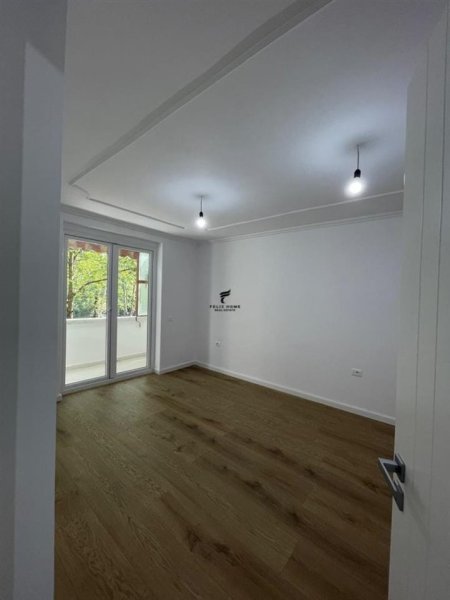 SHITET APARTAMENT 2+1 VASIL SHANTO 170.000 EURO