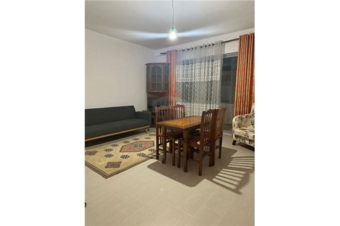 Apartament 2+1 me qira tek Kopshti Botanik!