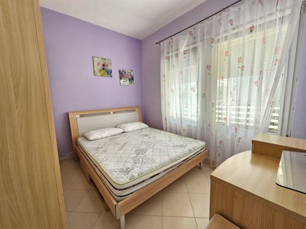 Shitet Apartament 2+1 Me Oborr  📍Lura 1, Gjiri Lalzit