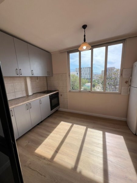 Shitet, Apartament 2+1, në Porcelan, mbrapa UET, Tiranë.