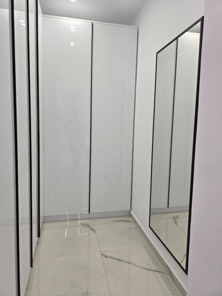 Apartament Luksoz  1+1 te Kodra e Diellit. 600 euro