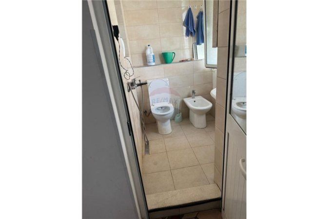 APARTAMENT NE SHITJE 3+1+2 + POST PARKIMI