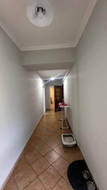 Shitet, Apartament 3+1+2 , Rruga Xhanfize Keko, Tiranë - 210000€ | 181.8 m²