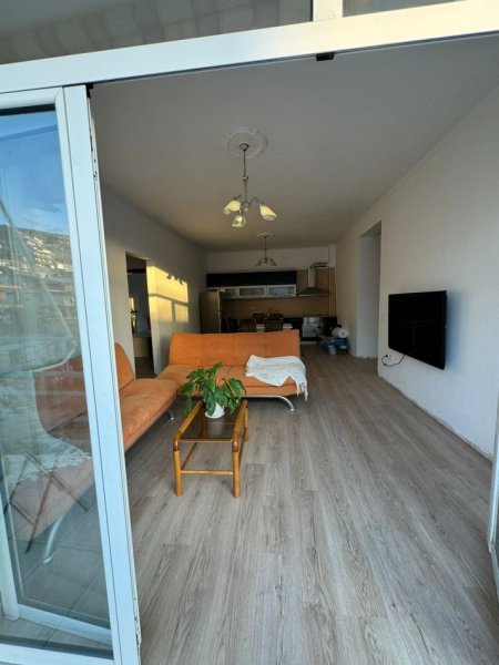 Shitet Apartament Luksoz ne Sarande