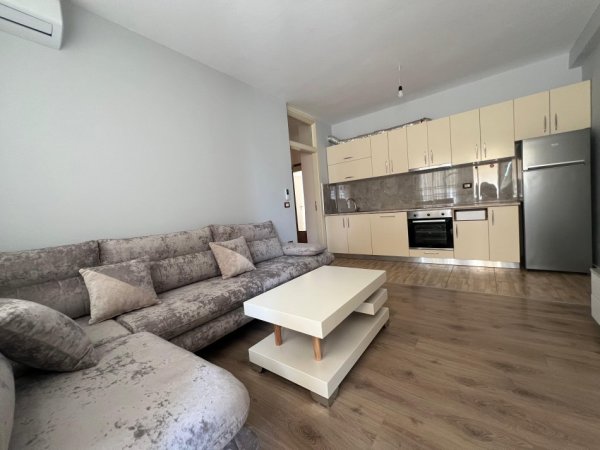 Apartament 3+1 me Qera ne Astir