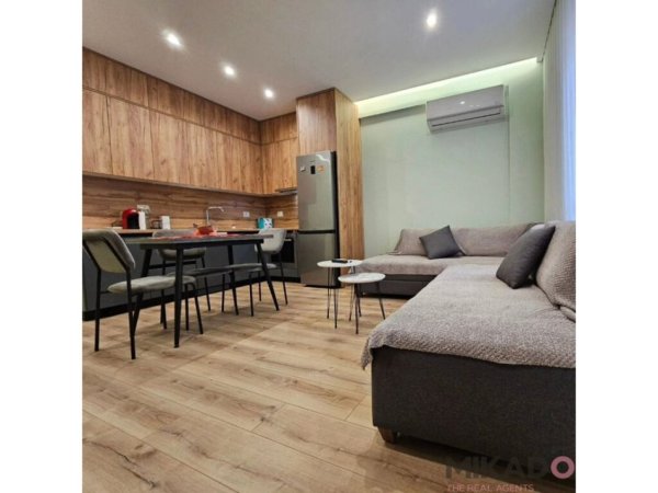 SHITET APARTAMENT 2+1 TEK KOMPLEKSI FZ, LIQENI I THATE!