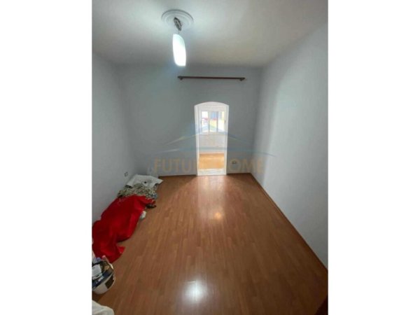 Qera, Apartament 1+1, Qendër, tek Piazza, Tiranë.