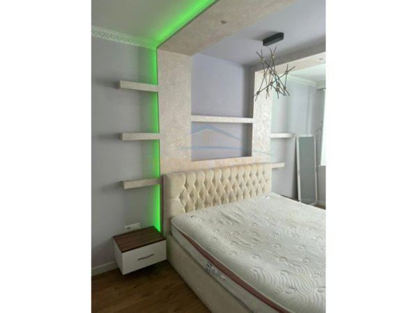 Apartament 2+1+Parkim, Kompleksi Fratari, Tiranë.