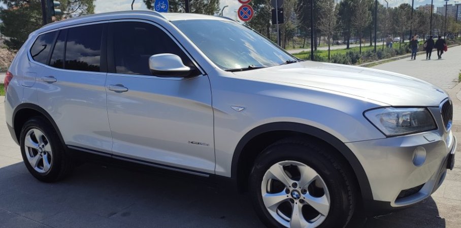 Fuoristradë BMW X3 X-DRIVE viti 2012 full option, 2.0 TDI, automat, navi, 12500 €