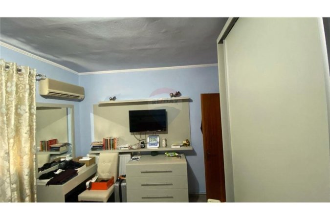 Apartament 2+1 per qira tek Rruga Bardhyl!