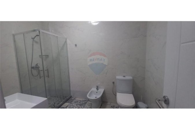 Apartament 1+1 per qera tek Rruga e Elbasanit!