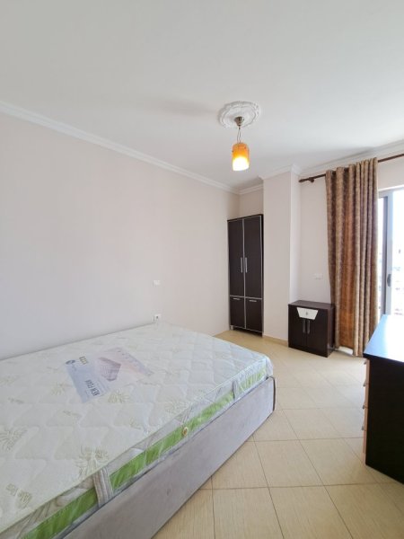 Apartament me qira 2+1