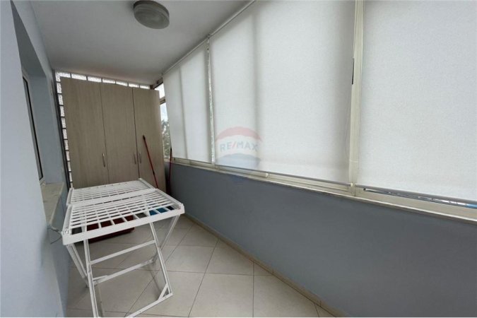 Apartament 2+1 per qira prane Gjimnazit Petro Nini