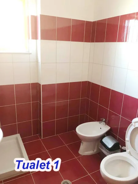 Shitet apartament 2+1 me siperfaqe 120 m2 ne lagjen Nr 1 Sarande