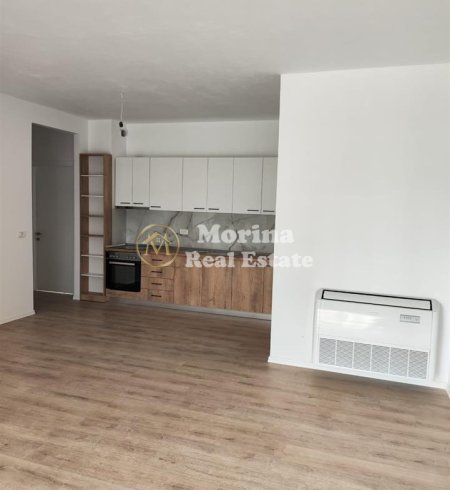 Qera, Apartament 2+1+2, 5 Maj, 500 Euro