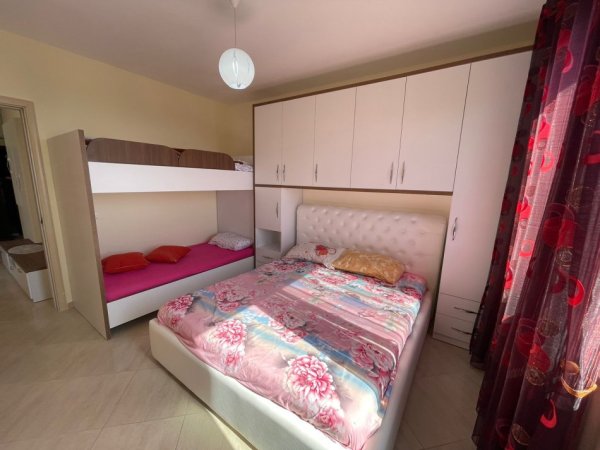 Apartament per shitje ne Rruga Pavaresia, Durrës, 2+1