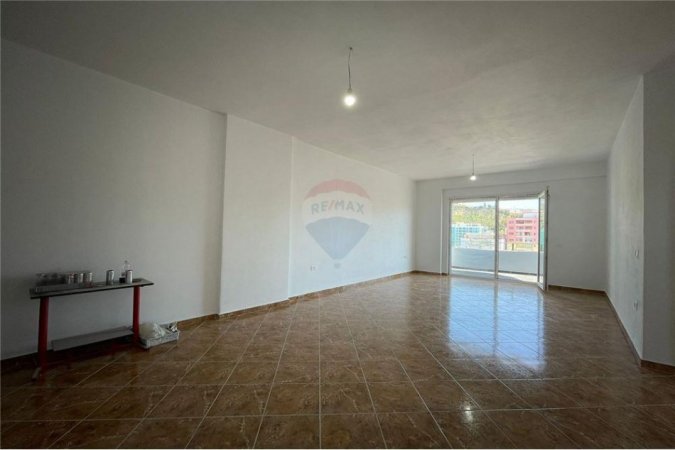 Apartament 2+1+2 ne shitje,Vlore!