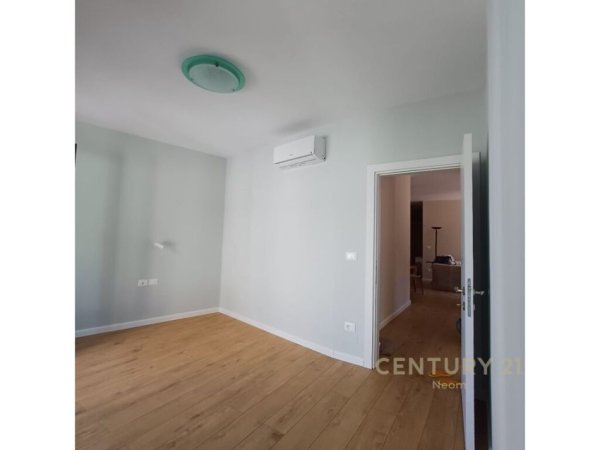 APARTAMENT MODERN ME QIRA 2+1+POST PARKIMI, KODRA E DIELLIT❗️