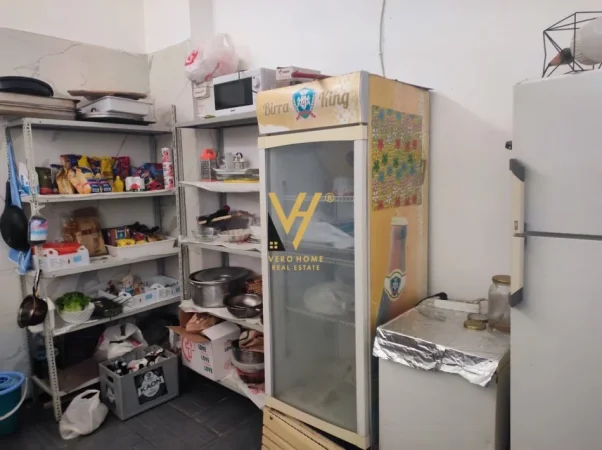 SHITET BAR – RESTORANT 200 M2 NE GOLEM 205.000 EURO