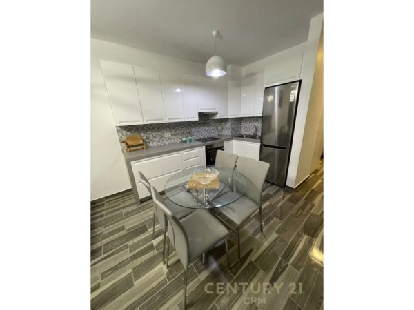 Apartament 1+1 per qira tek Rruga Peti !! ,550euro
ure