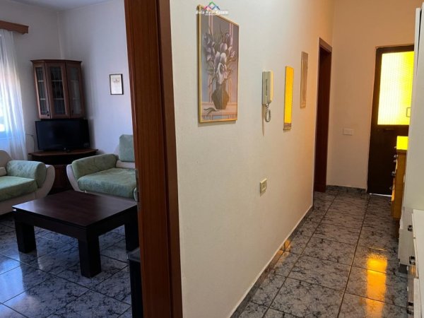 Apartament Me Qera 1+1 Tek Rruga E Durresit (ID B210642) Tirane