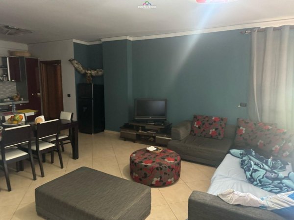 Apartament Ne Shitje 3+1 Tek 21 Dhjetori (ID B13064) Tirane