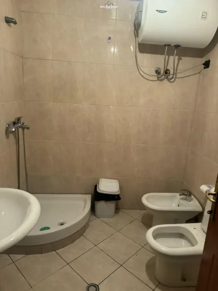 Apartament Ne Shitje 3+1 Tek 21 Dhjetori (ID B13064) Tirane